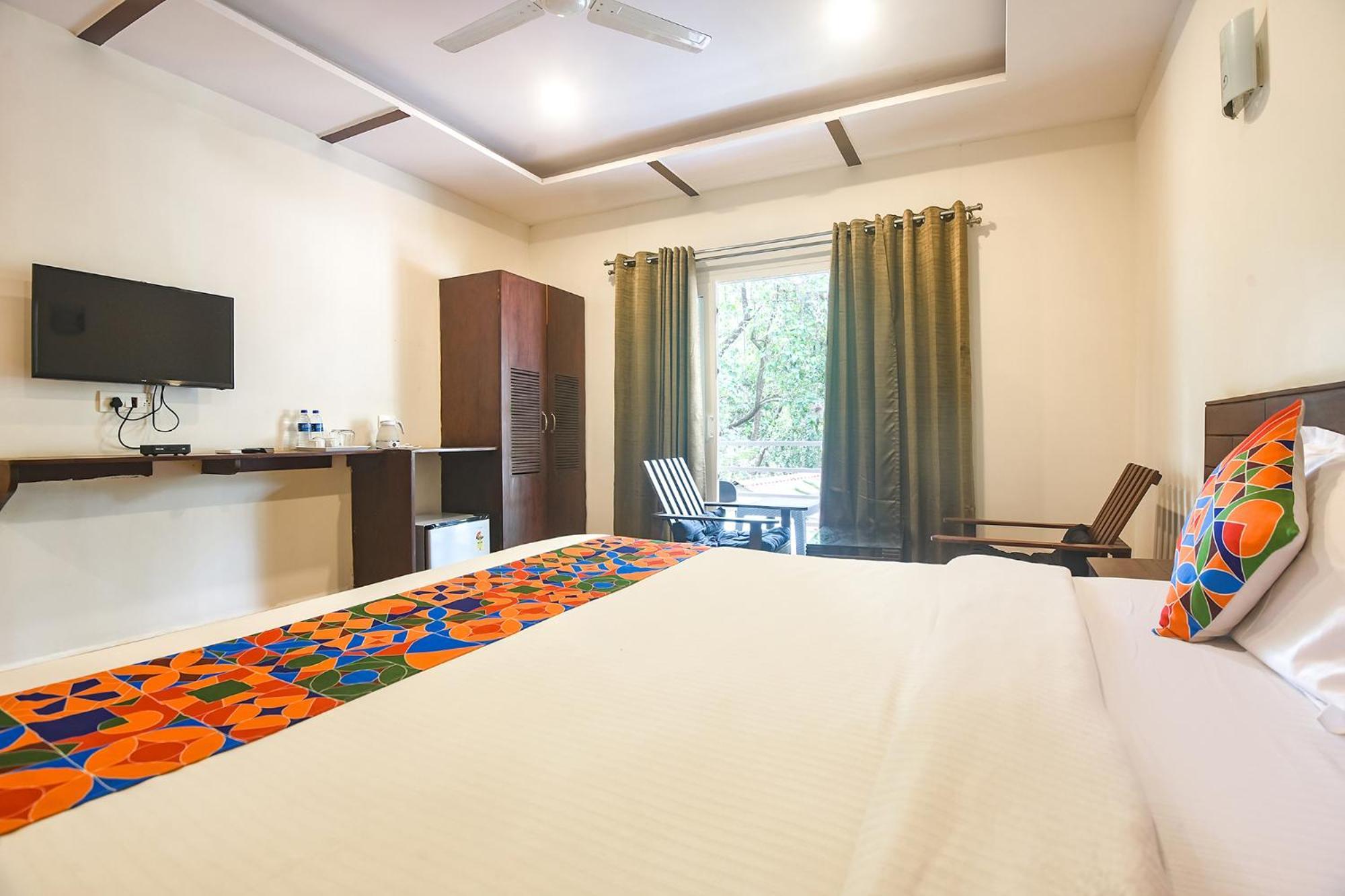 Fabhotel La Volga - Nr Morjim Beach Zewnętrze zdjęcie