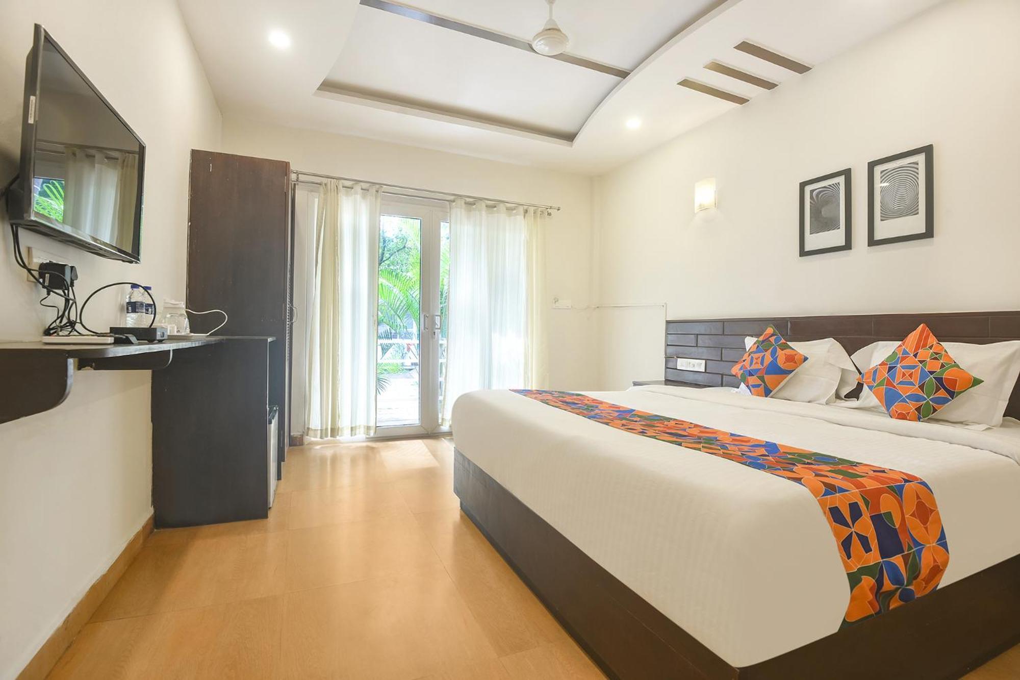 Fabhotel La Volga - Nr Morjim Beach Zewnętrze zdjęcie